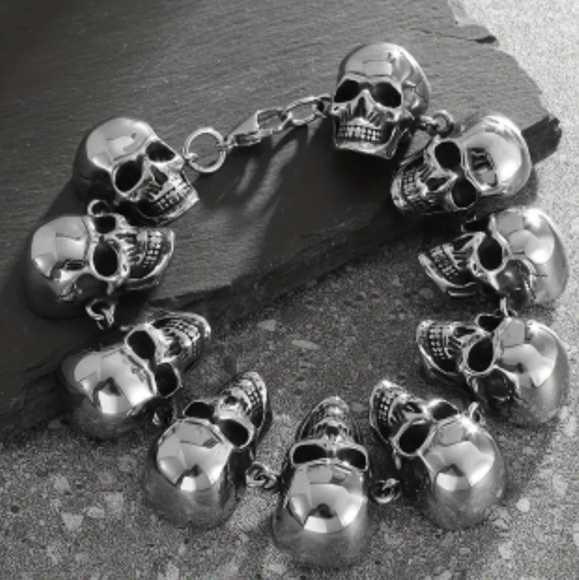 New! MEN'S 10 Skull Link Bracelet. 8" - Picture 2 of 6